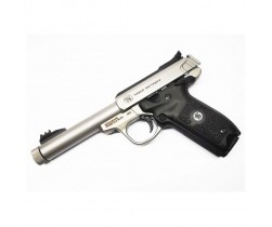 Smith & Wesson SW22 Victory... 2